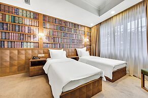 Amante Narikala Hotel