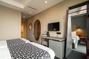Amante Narikala Hotel