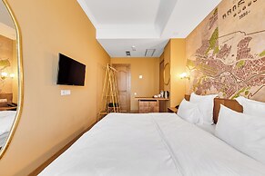 Amante Narikala Hotel