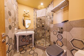 Amante Narikala Hotel