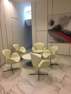iHost Suites