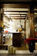 Peking Station Hostel