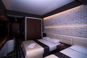 Aripsas Hotel