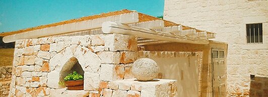 Trulli Laetitia