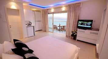 Coral Beach Pearl Guest House