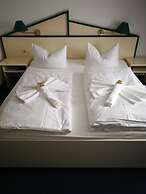 Hotel 3 Linden