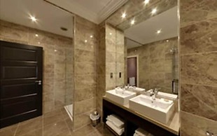 Dumfries Arms Hotel