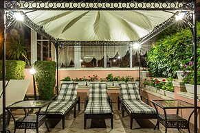 Venera Hotel
