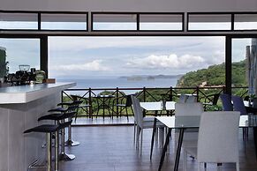 Hotel Pura Vista