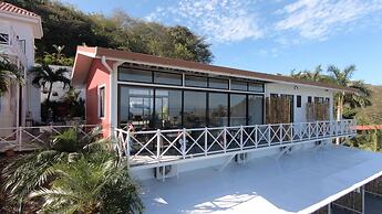 Hotel Pura Vista