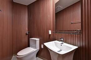 Sea & Moon Tourist Hotel