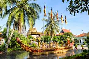 Golden Banana Residence