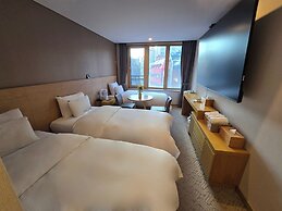 Jongno Lumia Tourist Hotel