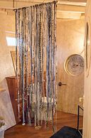 Shipwreck Lodge