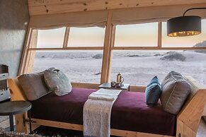 Shipwreck Lodge