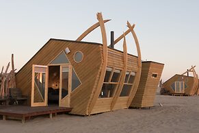 Shipwreck Lodge