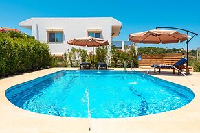 Kolymbia Village