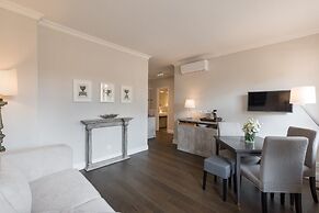 Suite & View