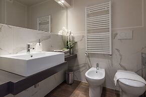Suite & View