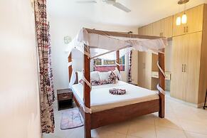 Queens Chateau Boutique Villa