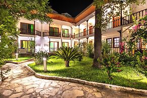 Ekincik Beach Hotel