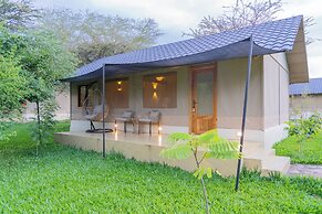 PrideInn Mara Camp & Cottages