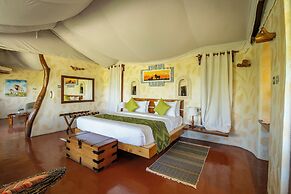 PrideInn Mara Camp & Cottages