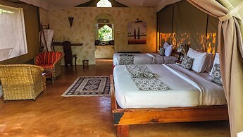 PrideInn Mara Camp & Cottages