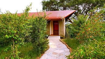 PrideInn Mara Camp & Cottages