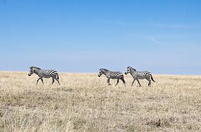 PrideInn Mara Camp & Cottages