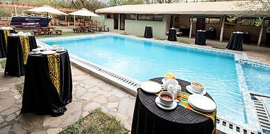PrideInn Mara Camp & Cottages