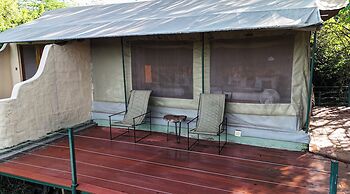 PrideInn Mara Camp & Cottages