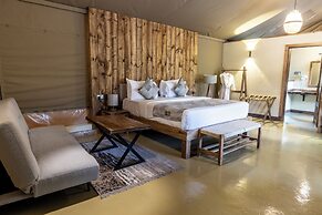 PrideInn Mara Camp & Cottages