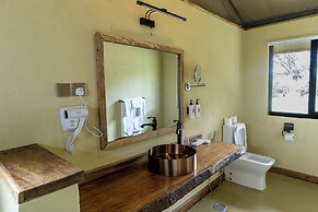 PrideInn Mara Camp & Cottages