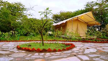 PrideInn Mara Camp & Cottages