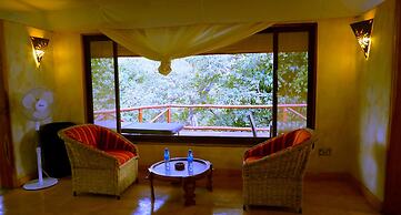 PrideInn Mara Camp & Cottages