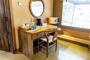 PrideInn Mara Camp & Cottages