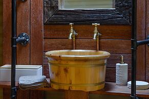 Glamping at Truffle Lodge