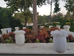 Mak Albania Hotel