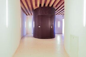 Mazzoni 15 Modern Flat