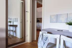 Mazzoni 15 Modern Flat