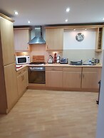 Executive Open Plan Apartment in Leith