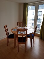 Executive Open Plan Apartment in Leith