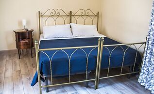 B&B Epochè