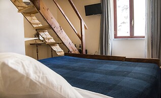 B&B Epochè