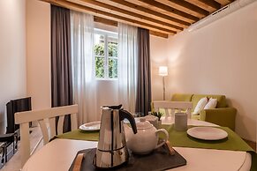 Mazzoni 10 Modern Flat