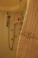 Elia Hotel