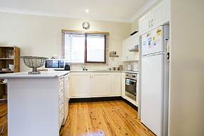 Gumview Cottage