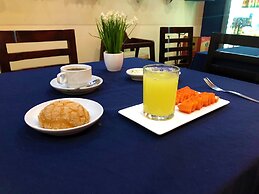 Hotel Elena