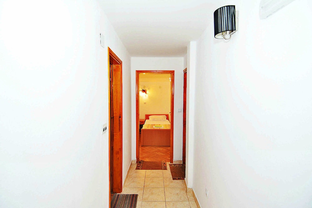 Apartments Marinovic